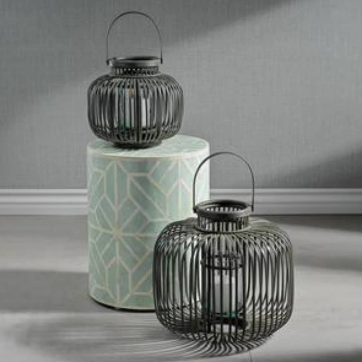 DECOR & GIFTS