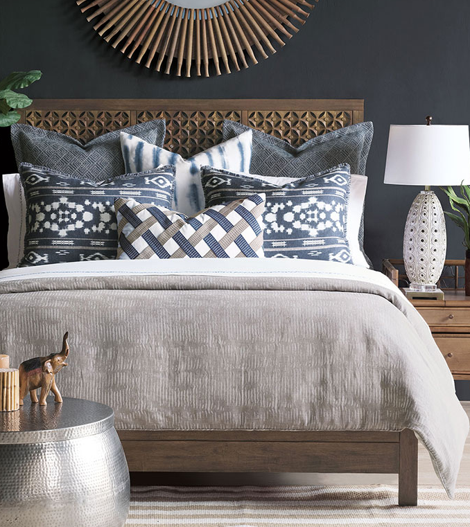 Saya Bedroom Collection